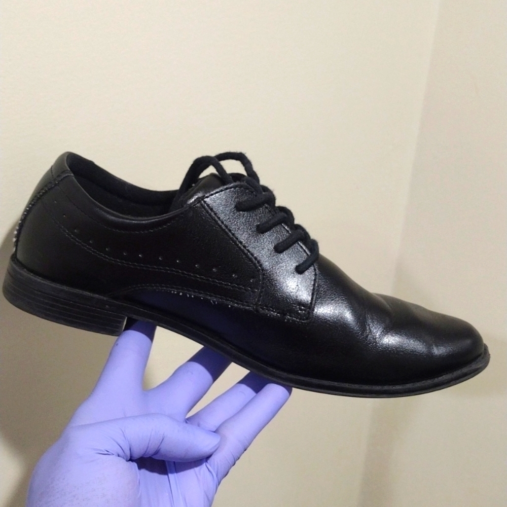 Max + Jake Boys Black Lace-up casual  Shoes - Size 7M - Fair condition